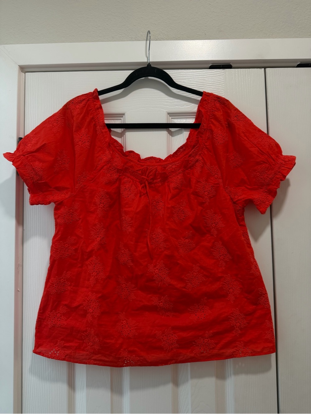 J Crew Women’s Red Embroidered Short-Sleeve Top Medium